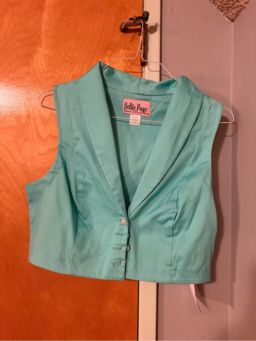 NWT Bettie Page Sleeveless Aqua V-Neck Crop Top